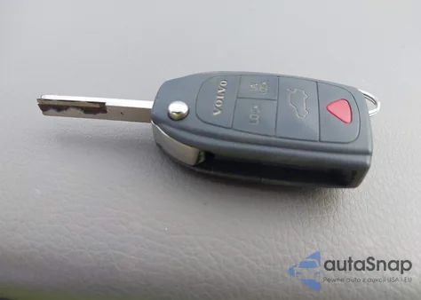 2003 Volvo V40 A z USA, uszkodzony, nr VIN YV1VW27543F006154